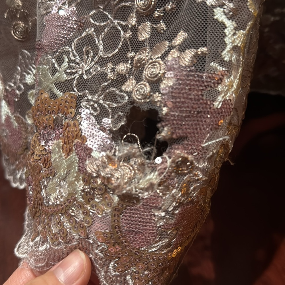Embroidered spaghetti strap trumpet gown - Picture 5 of 5